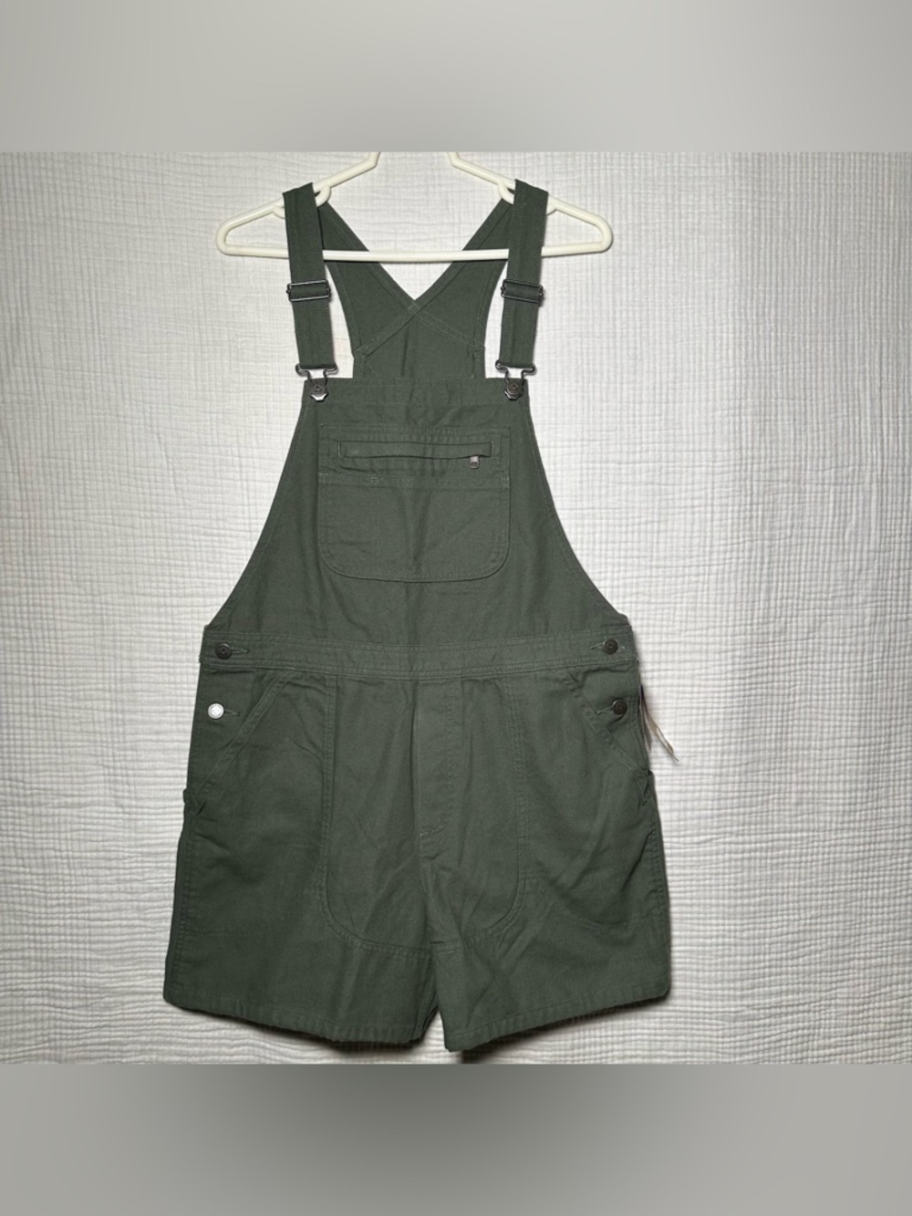 NWT Patagonia Stand Up Overalls Shorts 5” Women’s L-Hunter Green Organic Cotton